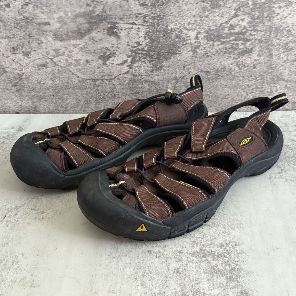 KEEN Newport H2 Mens Size 9.5 Brown Rugged Waterproof Hiker Hybrid Sandals